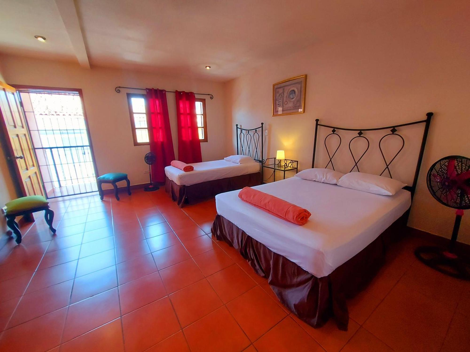 Hostal Lolita'S Boutique Granada Dış mekan fotoğraf